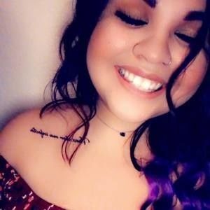 Meet your Posher, Maya